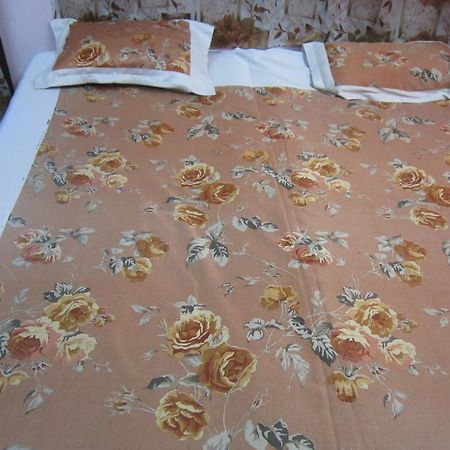 Sagar Guest House พาราณสี ภายนอก รูปภาพ